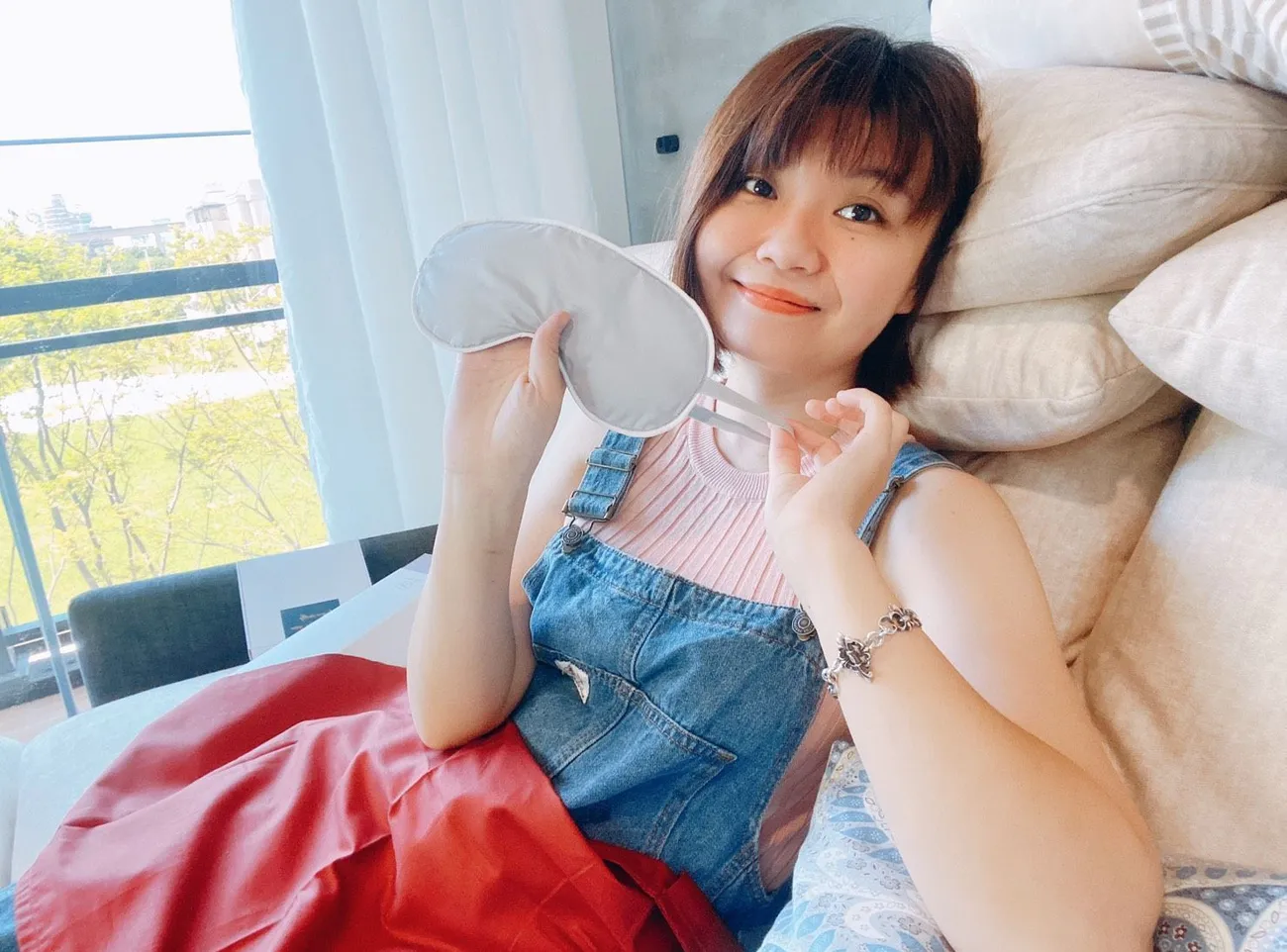 雅皇羽藝｜遠紅外線免插電輕薄助眠羽絨墊｜台灣在地羽絨｜助眠神器｜遠紅外線5分鐘舒眼助眠眼罩｜全球首創羽絨眼罩
