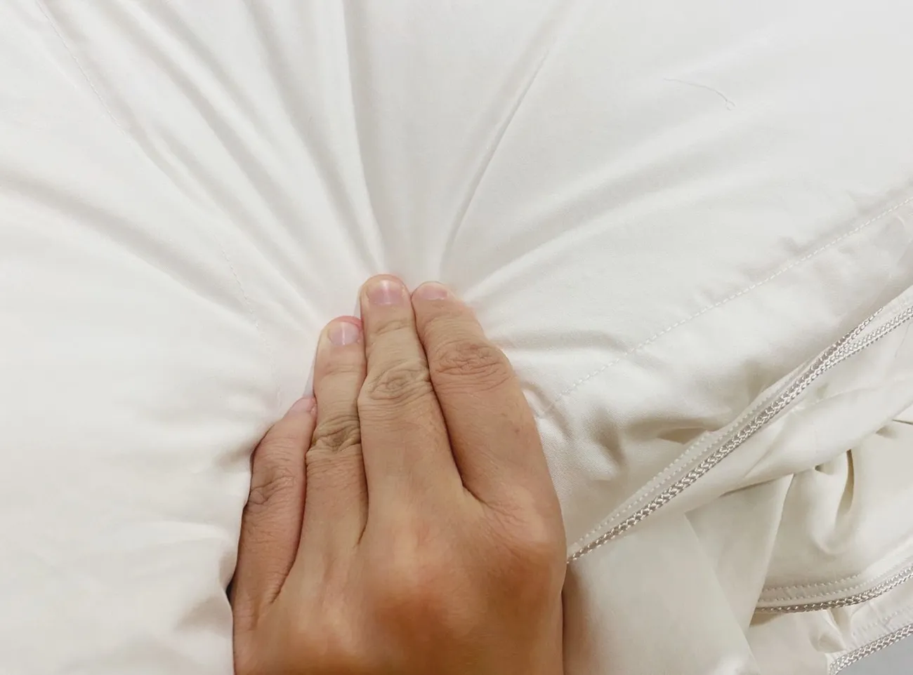 iDOWN BEDDING – 98超輕暖波蘭羽絨被|吸濕排汗|保持恆溫|不壓迫胸腔讓你一覺好眠|今年必入手的超輕羽絨被 - 第26張圖 iDOWN BEDDING – 98超輕暖波蘭羽絨被|吸濕排汗|保持恆溫|不壓迫胸腔讓你一覺好眠|今年必入手的超輕羽絨被