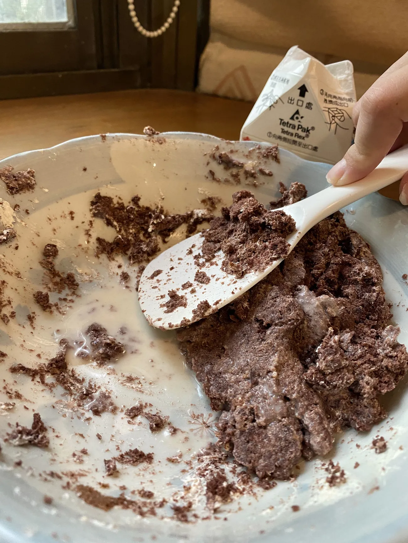 懶人必收食譜|松果巧克力蛋糕|免烤箱!有手就會做|簡單簡單4種材料|親子同樂|搭配營養師高敏敏親研可可百卡餐!享用營養下午茶 - 第5張圖 懶人必收食譜|松果巧克力蛋糕|免烤箱!有手就會做|簡單簡單4種材料|親子同樂|搭配營養師高敏敏親研可可百卡餐!享用營養下午茶