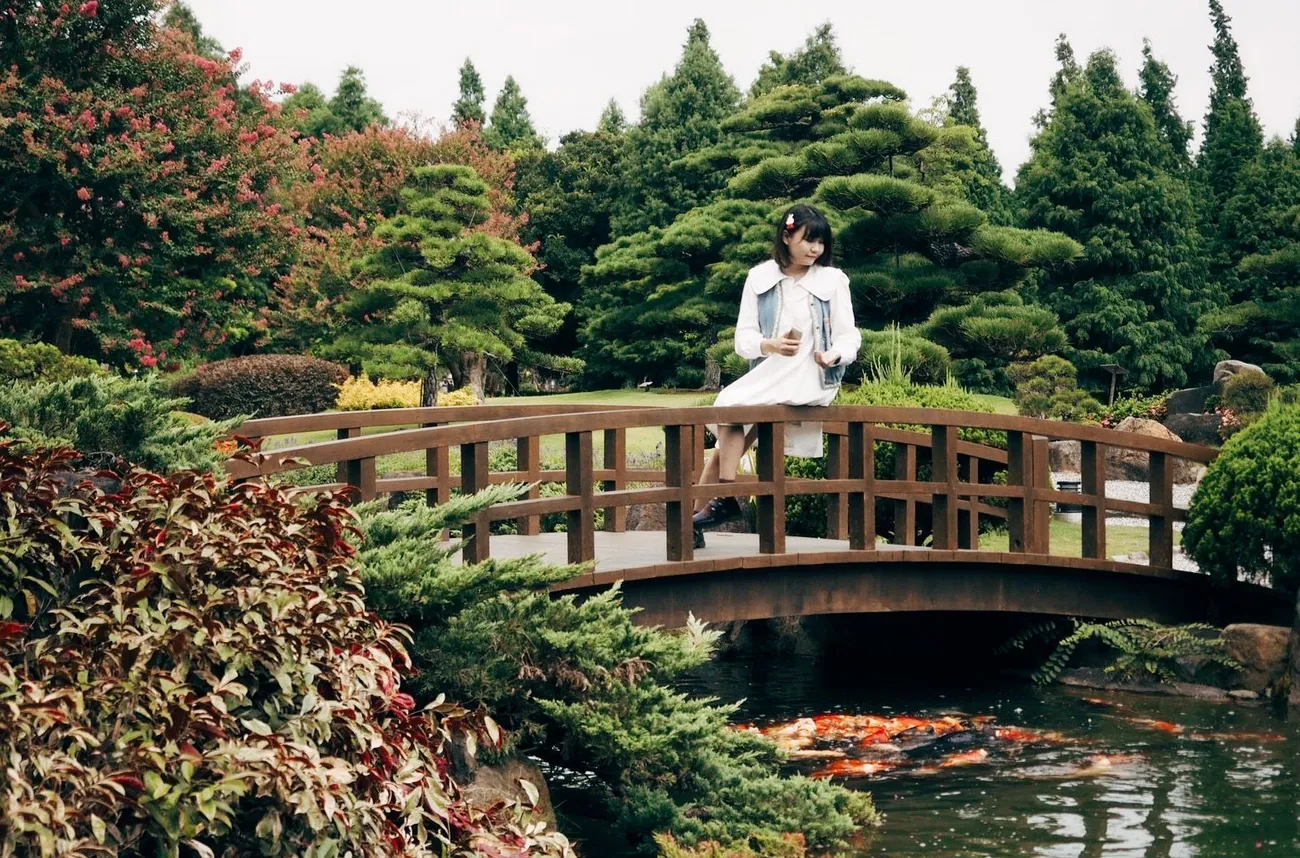 [彰化景點] 成美文化園 紫薇花季｜夏日粉色泡泡來臨｜永靖親子景點｜一秒置身國外｜拍照景點懶人攻略｜內附2022最新優惠