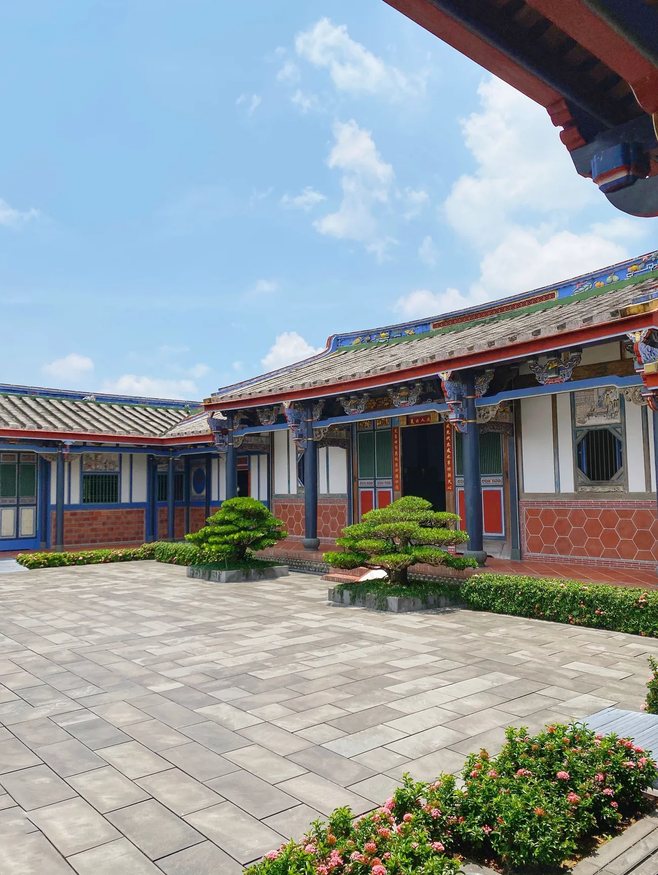 [彰化景點] 成美文化園 紫薇花季｜夏日粉色泡泡來臨｜永靖親子景點｜一秒置身國外｜拍照景點懶人攻略｜內附2022最新優惠