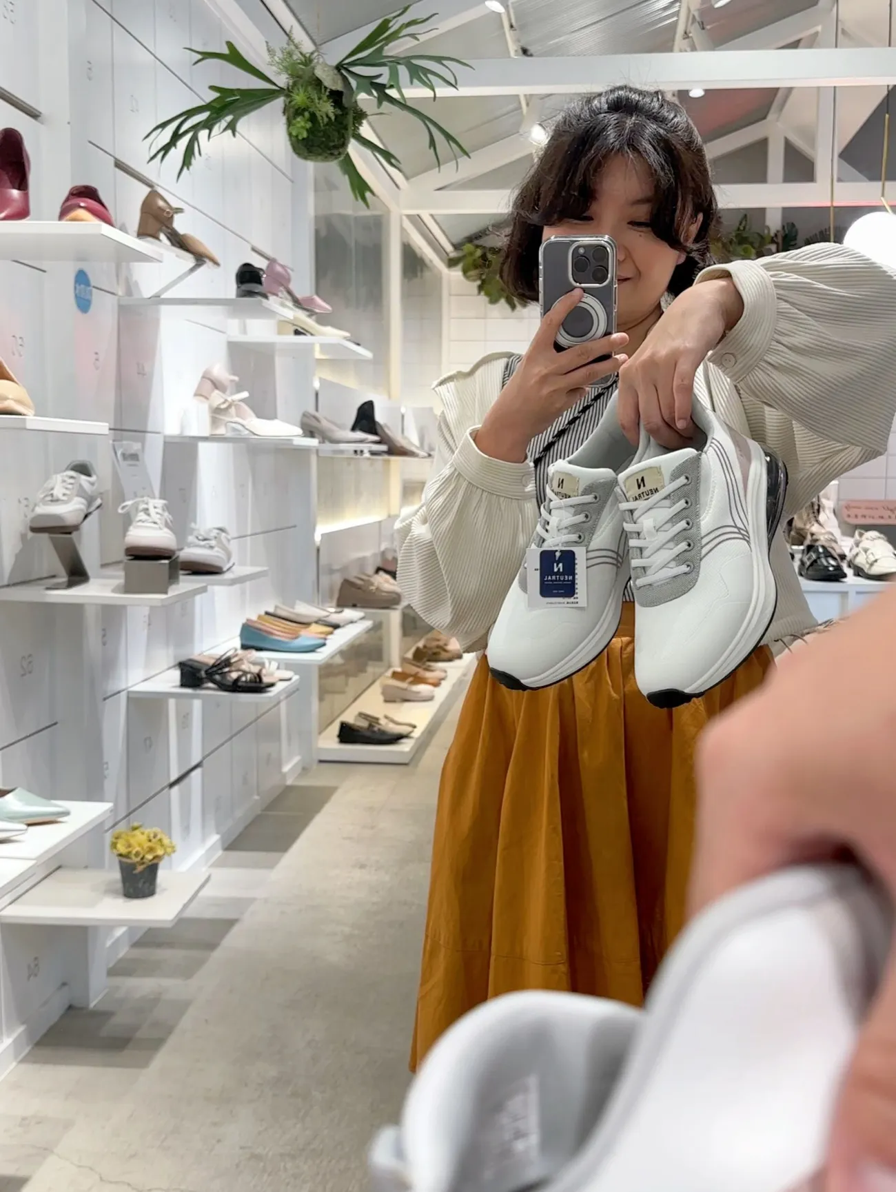 [台中大甲區] FMshoes台灣女鞋/男鞋品牌｜大甲外埔店｜佔地大、鞋款多｜獨家outlet挖寶區｜秒穿鞋款超好穿！