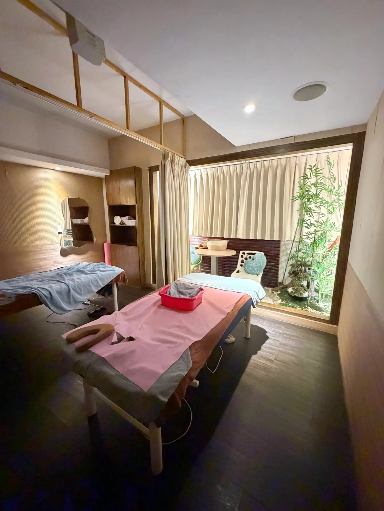 [台中西區] 舒活養生館｜純手技按摩｜台中平價按摩推薦｜按完超級舒暢！