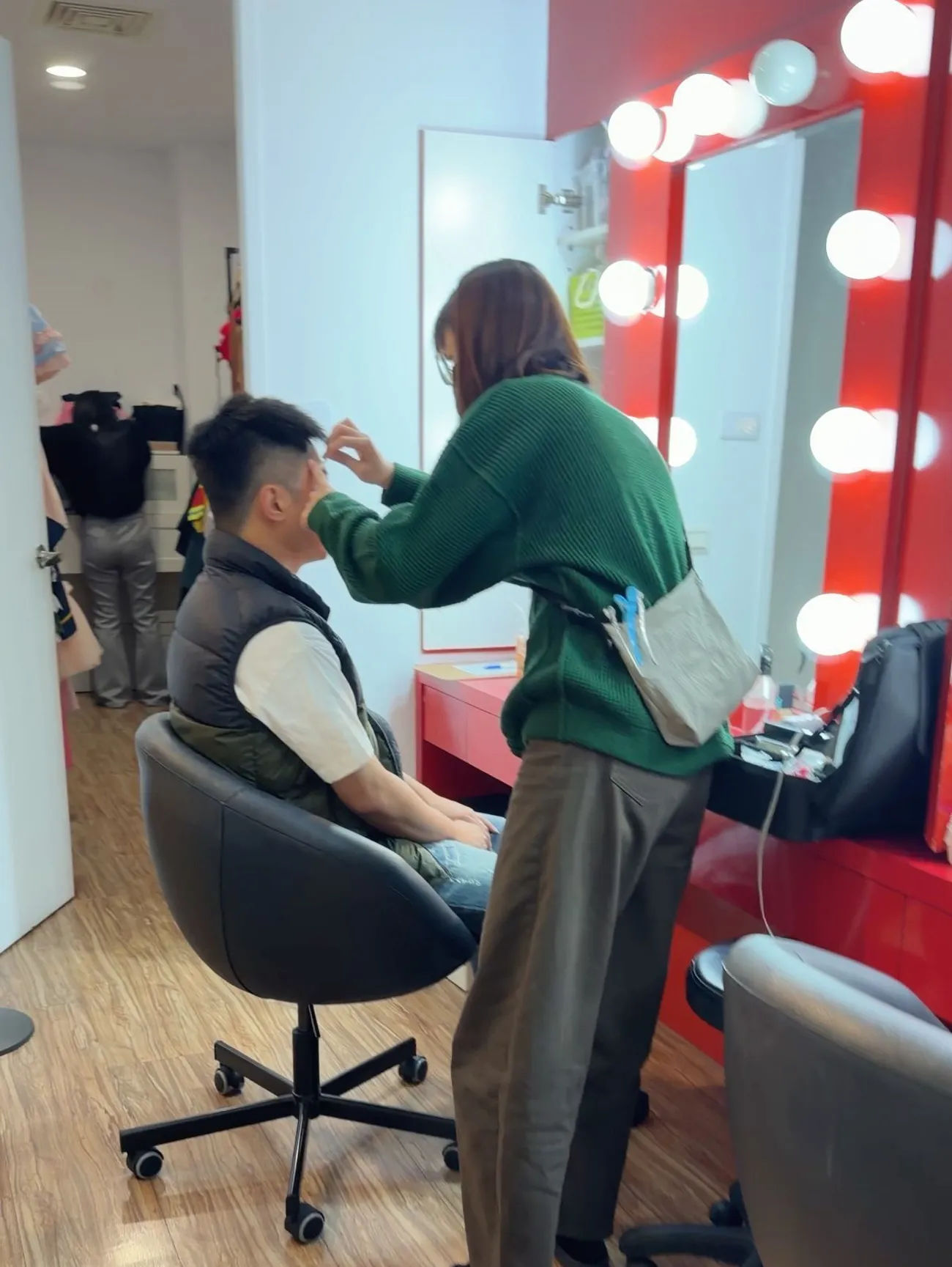 [台中西屯] Always歐維斯兒童攝影-台中店｜寶寶寫真＋親子全家福一次完成｜原來拍寶寶寫真可以這麼輕鬆｜攝影紀錄！
