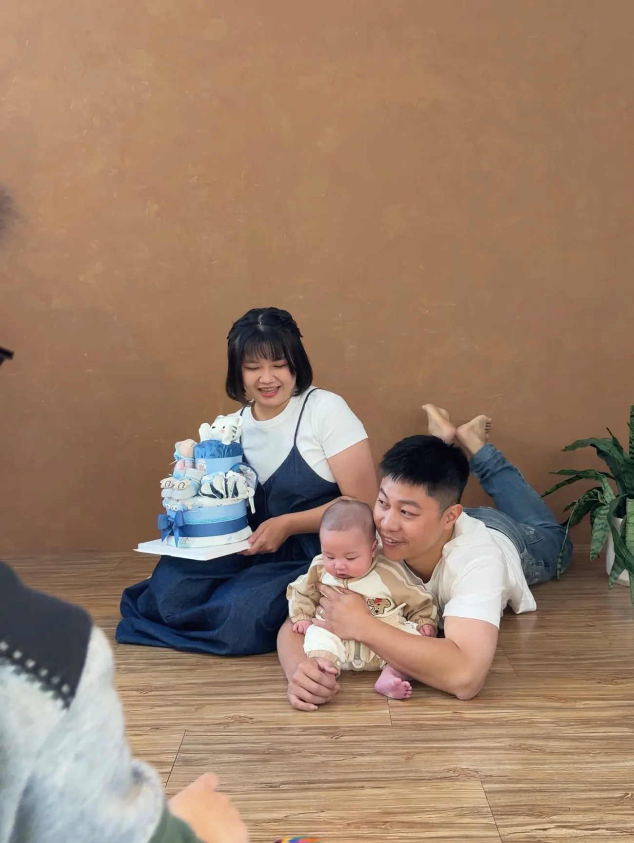 [台中西屯] Always歐維斯兒童攝影-台中店｜寶寶寫真＋親子全家福一次完成｜原來拍寶寶寫真可以這麼輕鬆｜攝影紀錄！