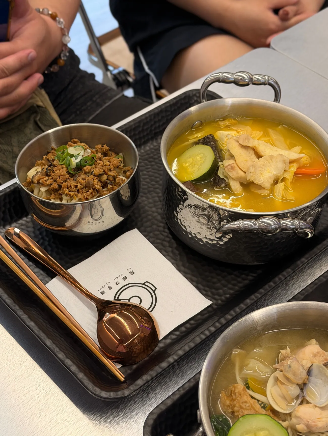 [台中北屯] 夠暖快享鍋 Go warm hotpot 崇德店｜每日現熬高湯｜最低只要179元起就能吃到！