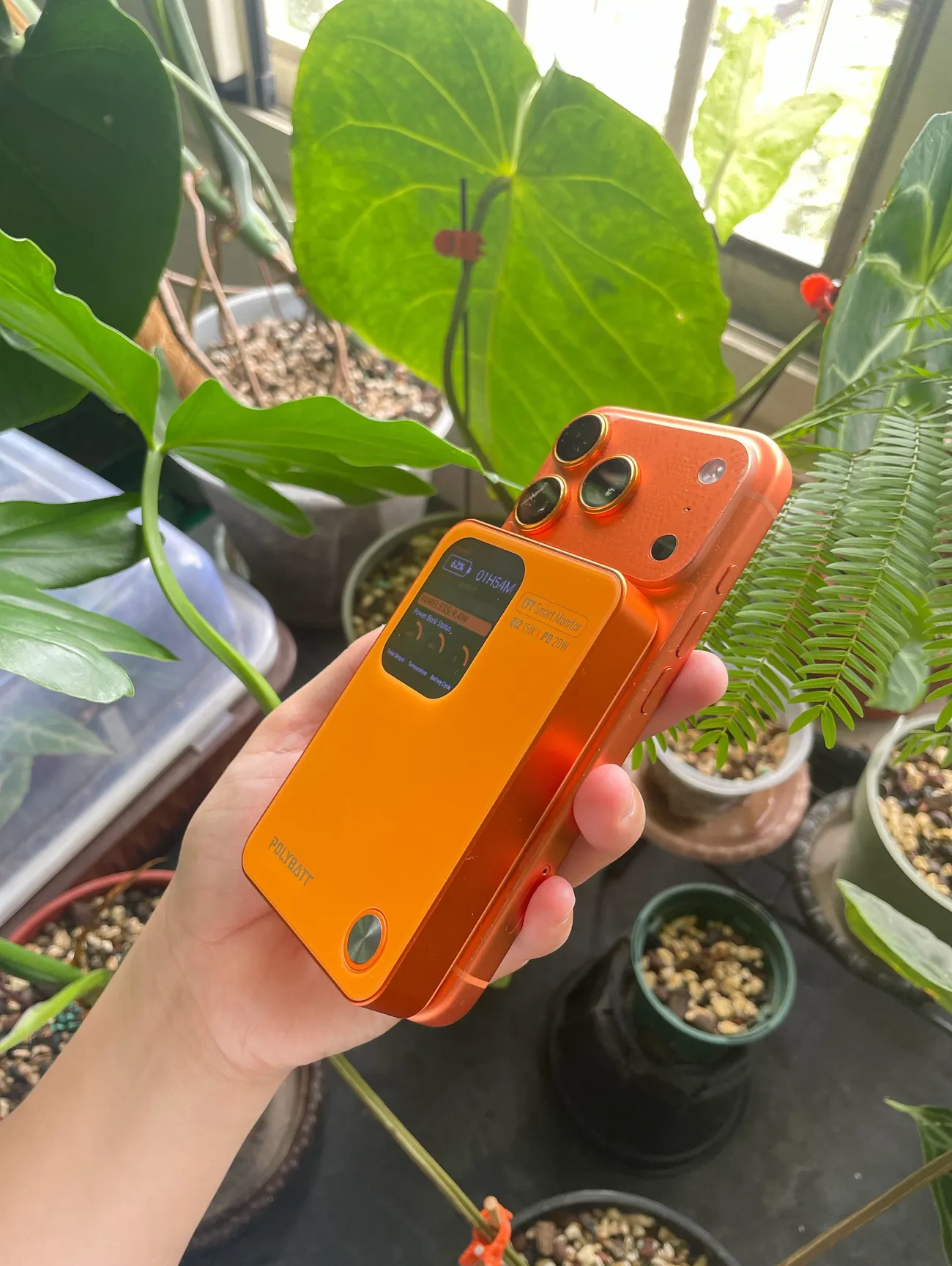 POLYBATT PB11防爆固態電池｜AI智能溫控快充行動電源｜全台首款LCD液晶大螢幕｜超美6色任你選擇！