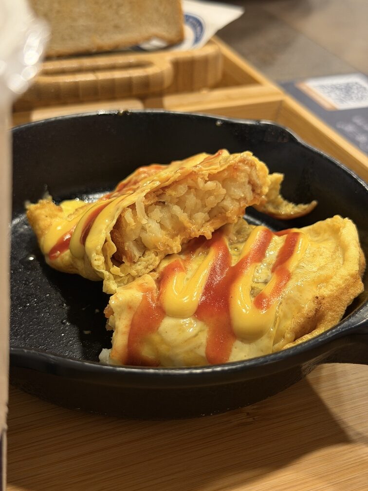 [台中太平] 慶三號炭烤吐司早午餐 太平樹孝店｜清檸雞腿排蛋吐司超大一份｜炭烤吐司結合美式BBQ風味特色早午餐！