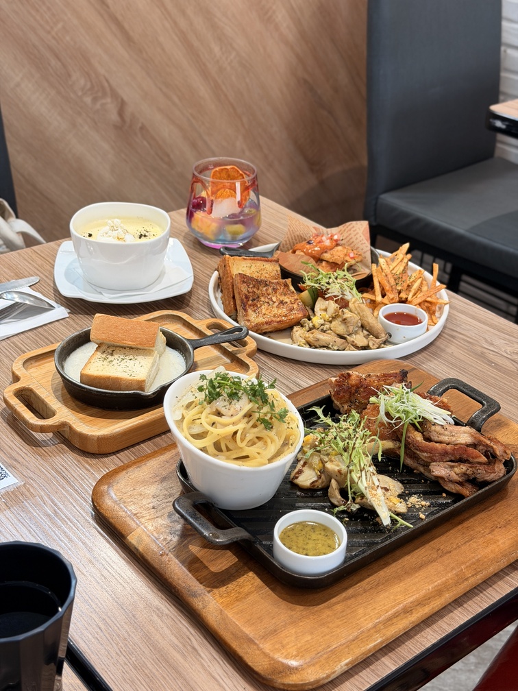 [台中大里] wpapa teppanyaki brunch鐵板料理早午餐｜隱藏在巷弄內創意法式鐵板料理早午餐！