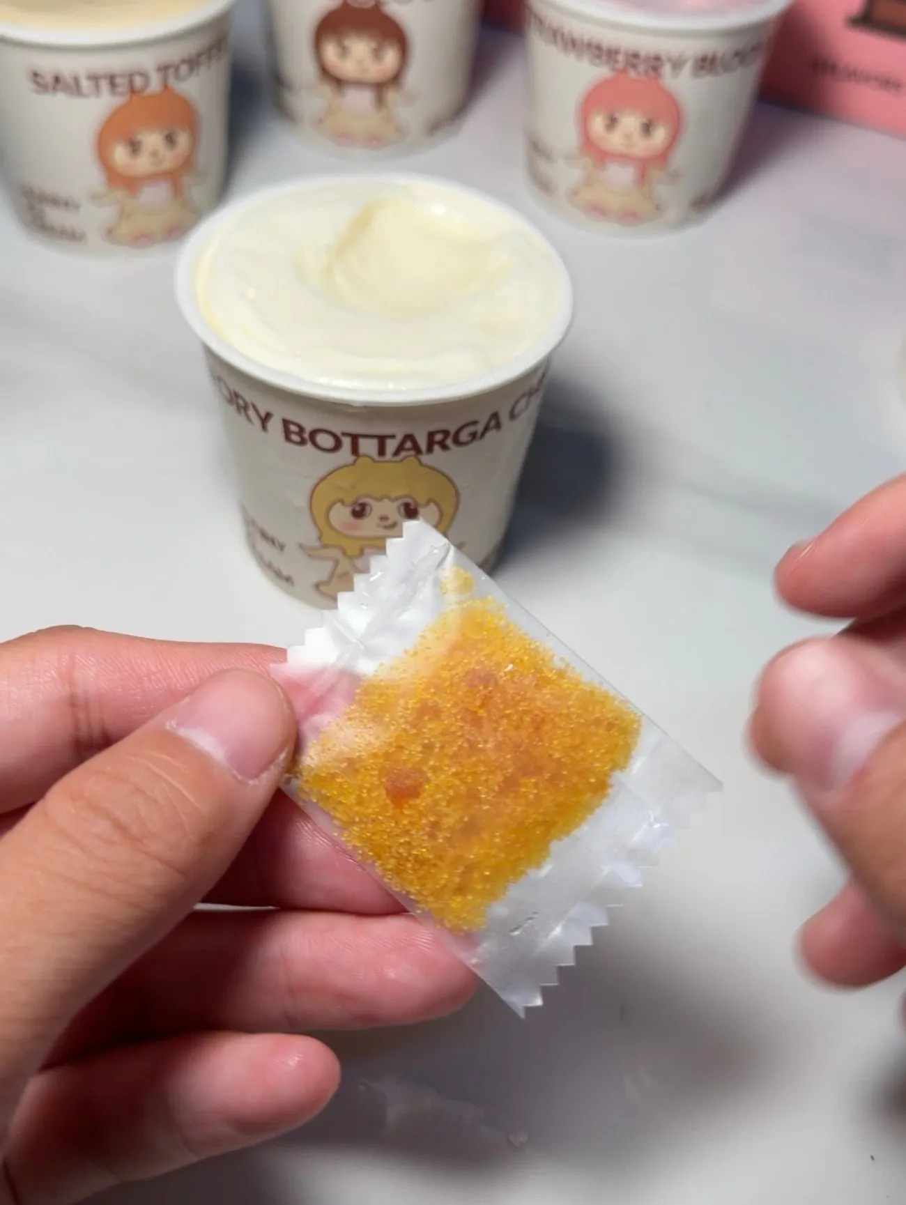 HUNNY ICE CREAM 夯拎冰淇淋 開箱｜鹹起司烏魚子冰淇淋超驚艷｜創意義式冰淇淋推薦！