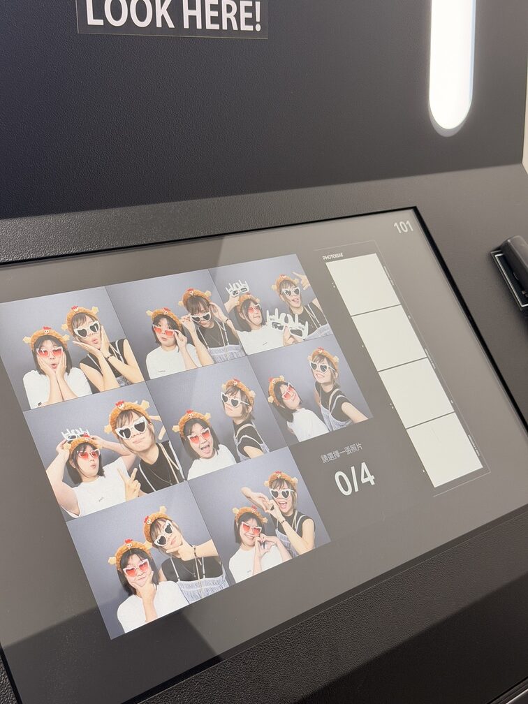[台中西區]Photoism 韓式拍貼｜台中勤美店｜卡通ＩＰ、韓星聯名相框一次擁有｜不用飛韓國也能印官方小卡！