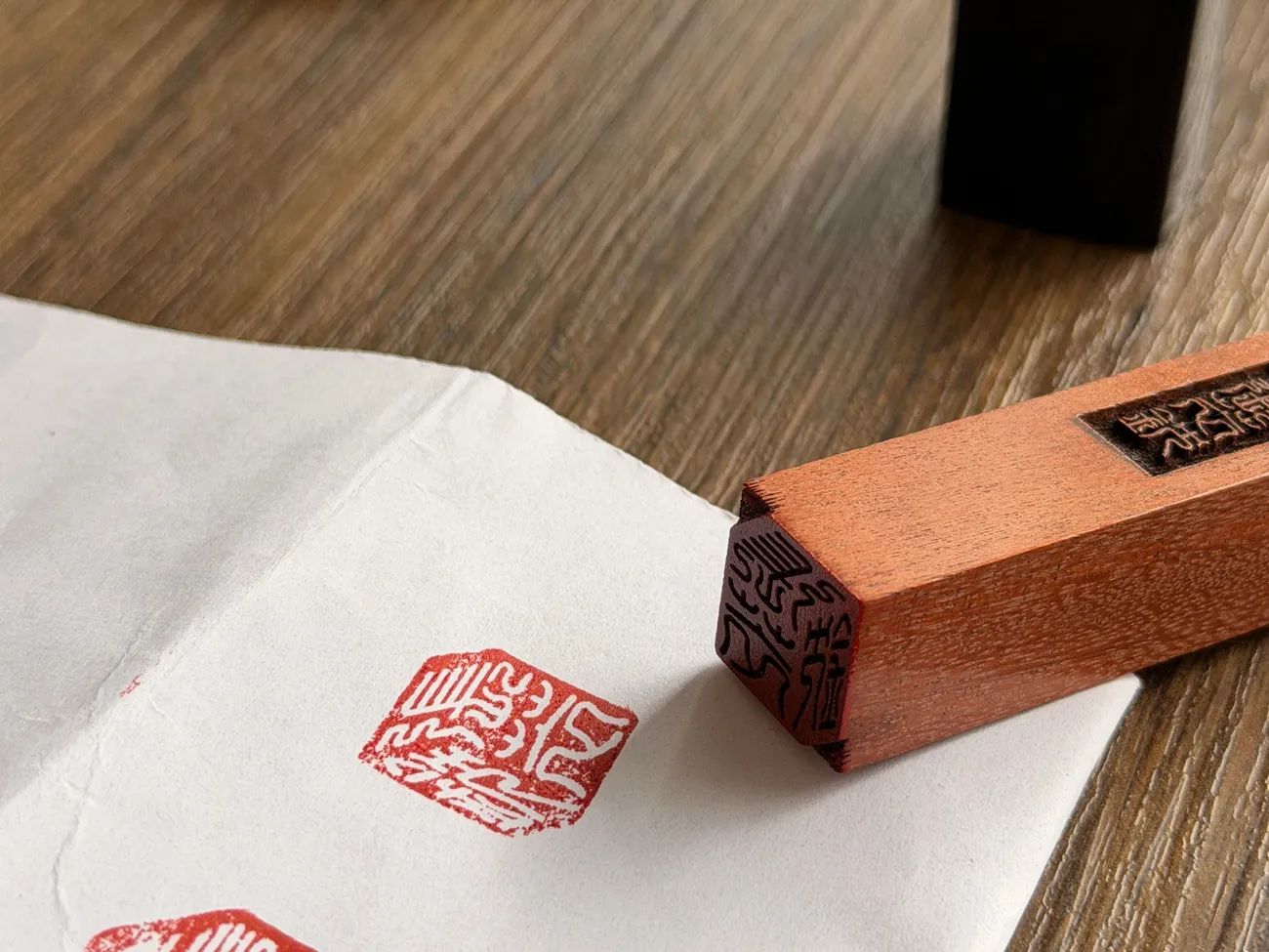 [開箱] 栢工房原木印章｜新印章開印儀式完整指南｜全台獨家3D立體防偽專利！